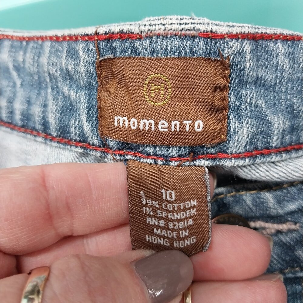 3350 Size 10 Momento Upcycled Bell Bottoms in Yellow and Brown Sun Flowers. - Picture 6 of 6
